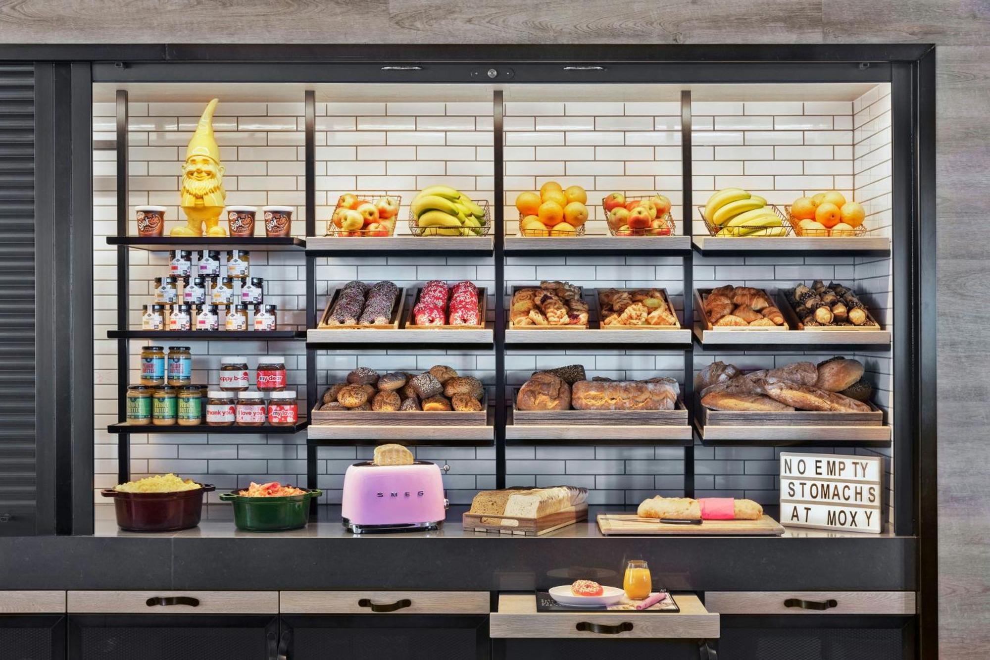Moxy Tromso Hotel Buitenkant foto