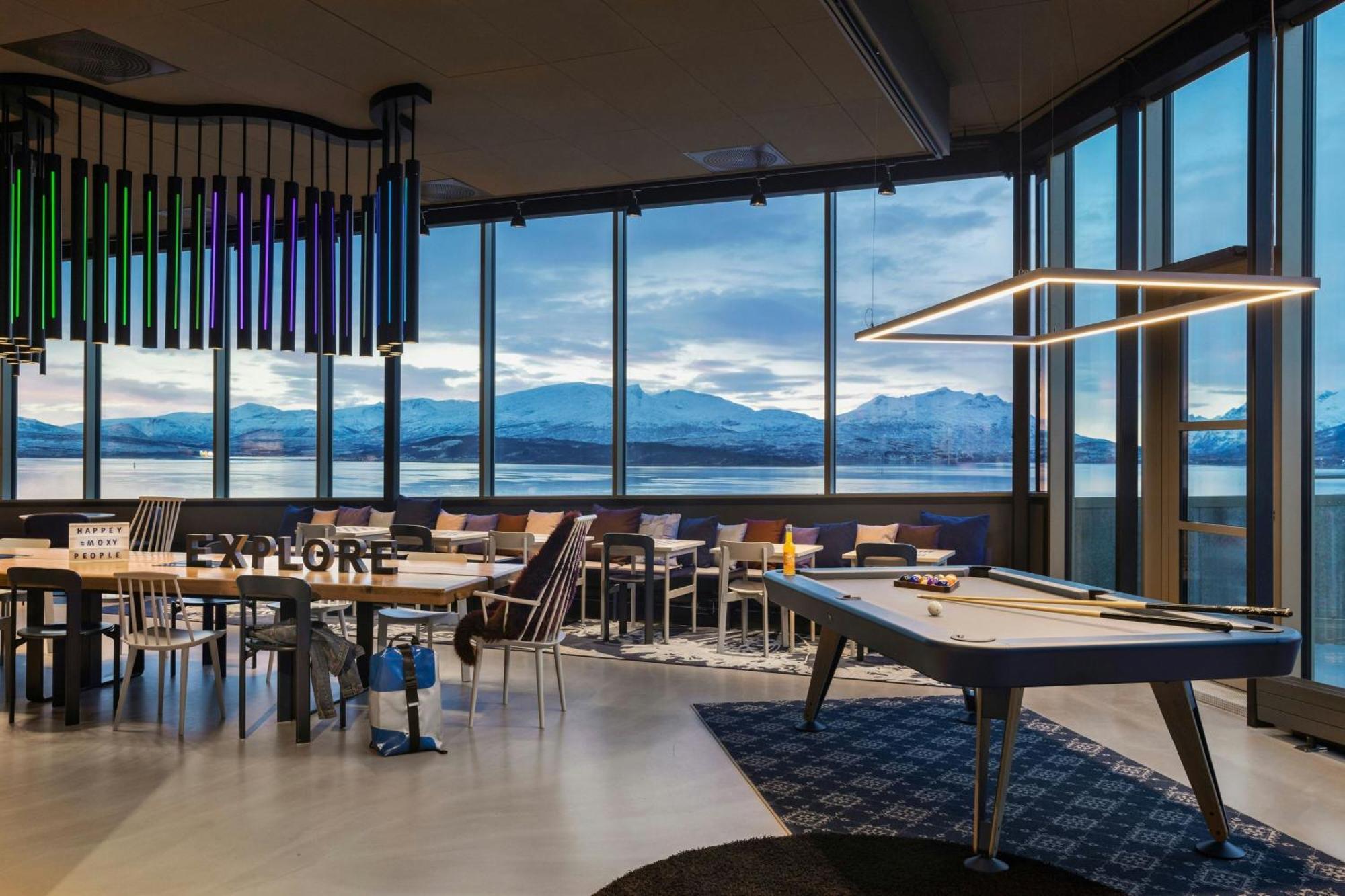 Moxy Tromso Hotel Buitenkant foto
