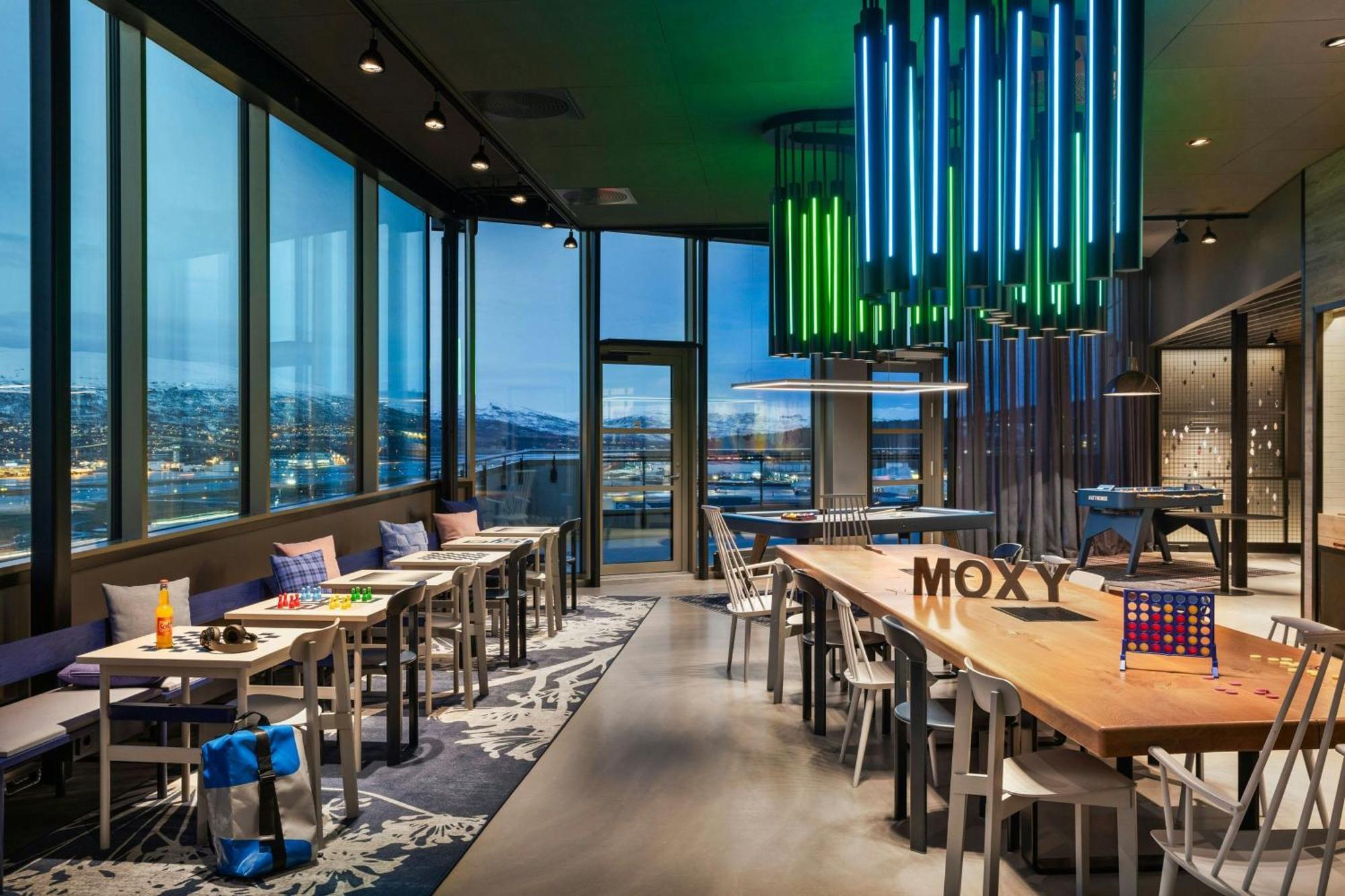 Moxy Tromso Hotel Buitenkant foto